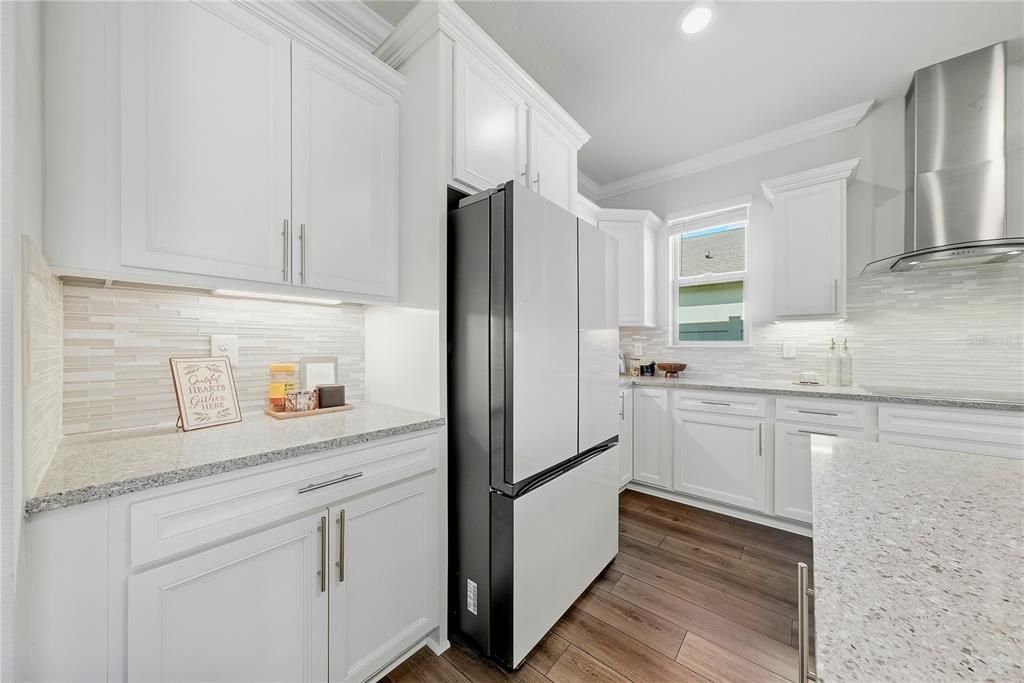 For Sale: $509,000 (4 beds, 3 baths, 2707 Square Feet)