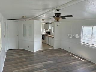 For Sale: $109,000 (2 beds, 2 baths, 840 Square Feet)