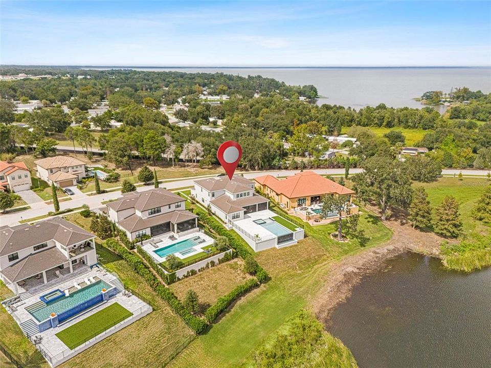 На продажу: $3,390,000 (5 спален, 4 ванн, 4873 Квадратных фут)