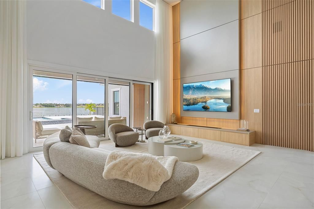 На продажу: $3,390,000 (5 спален, 4 ванн, 4873 Квадратных фут)