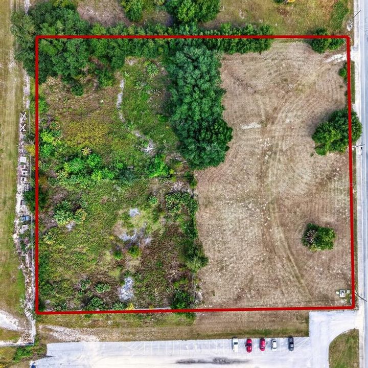 待售: $750,000 (2.65 acres)