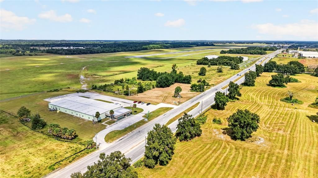 待售: $750,000 (2.65 acres)