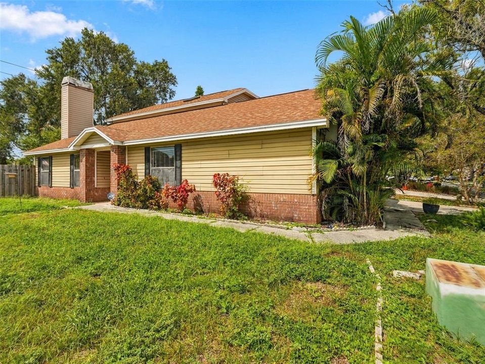 En Venta: $424,900 (3 camas, 2 baños, 1898 Pies cuadrados)