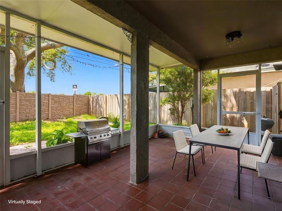 En Venta: $424,900 (3 camas, 2 baños, 1898 Pies cuadrados)