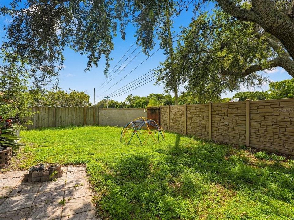 En Venta: $424,900 (3 camas, 2 baños, 1898 Pies cuadrados)