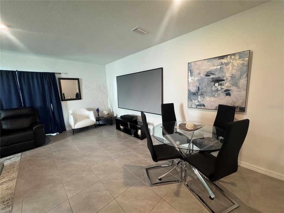 For Rent: $2,395 (3 beds, 2 baths, 1488 Square Feet)