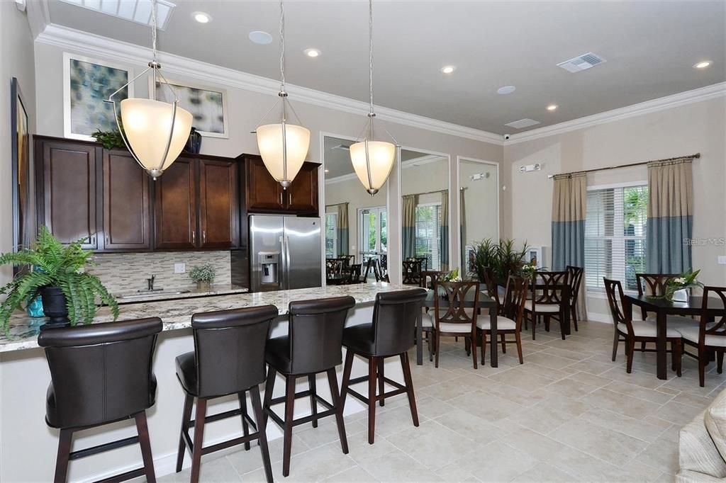 For Sale: $325,000 (3 beds, 2 baths, 1675 Square Feet)