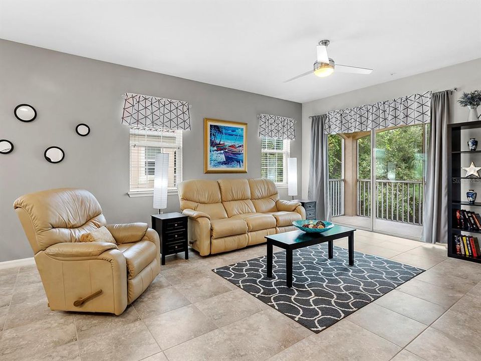 For Sale: $325,000 (3 beds, 2 baths, 1675 Square Feet)