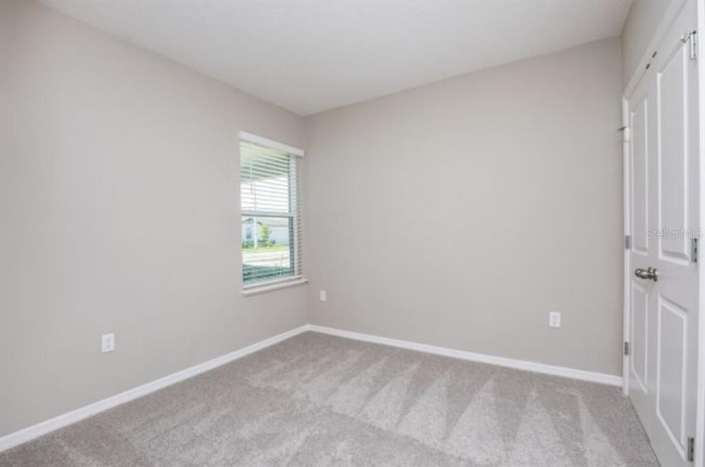 For Sale: $334,990 (4 beds, 2 baths, 1562 Square Feet)