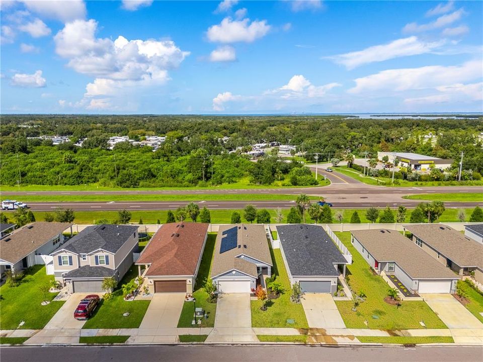 En Venta: $365,000 (4 camas, 2 baños, 1627 Pies cuadrados)