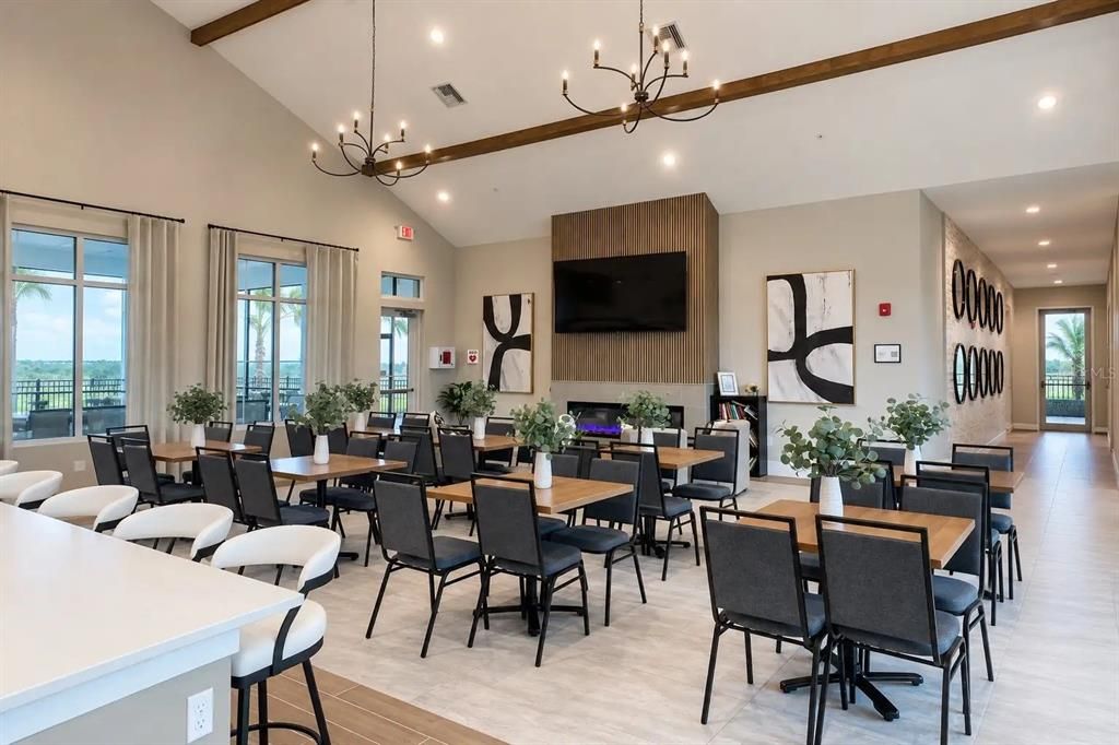 For Sale: $505,000 (4 beds, 2 baths, 1884 Square Feet)