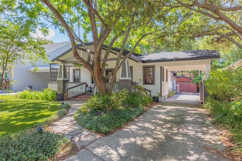 For Sale: $885,000 (3 beds, 2 baths, 1803 Square Feet)