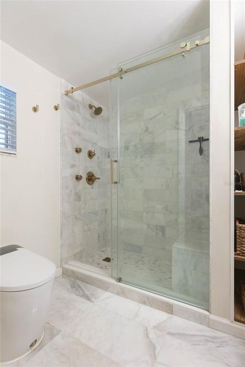For Sale: $885,000 (3 beds, 2 baths, 1803 Square Feet)