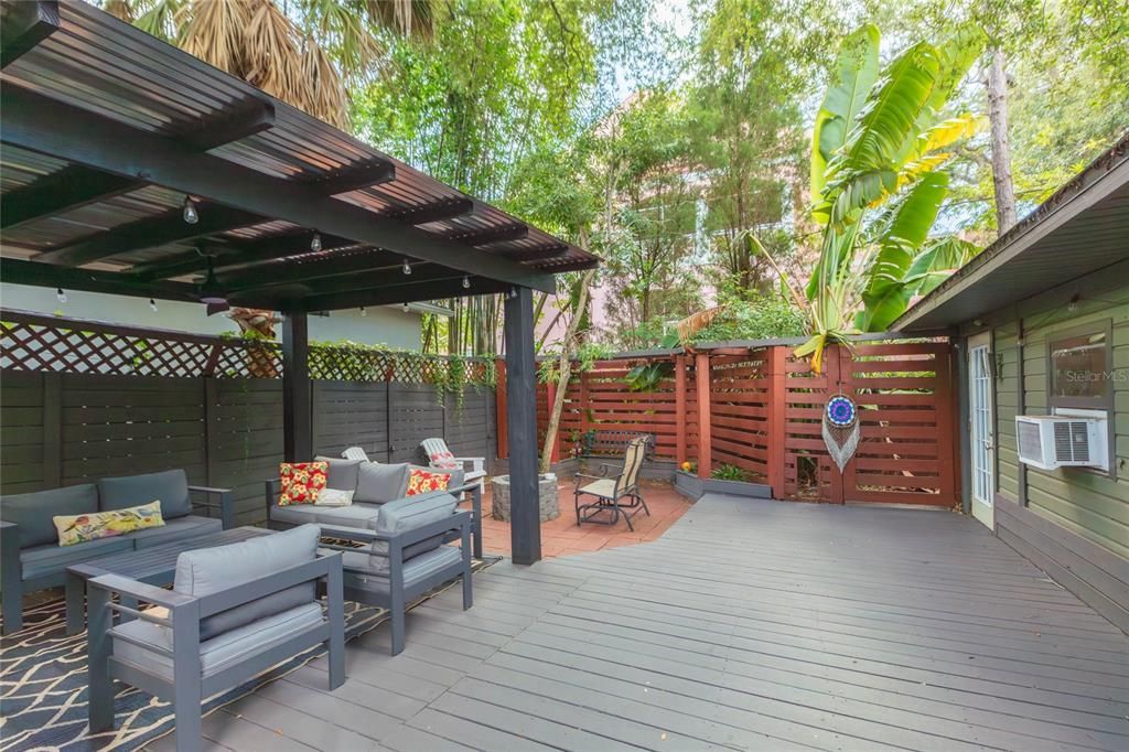 For Sale: $885,000 (3 beds, 2 baths, 1803 Square Feet)