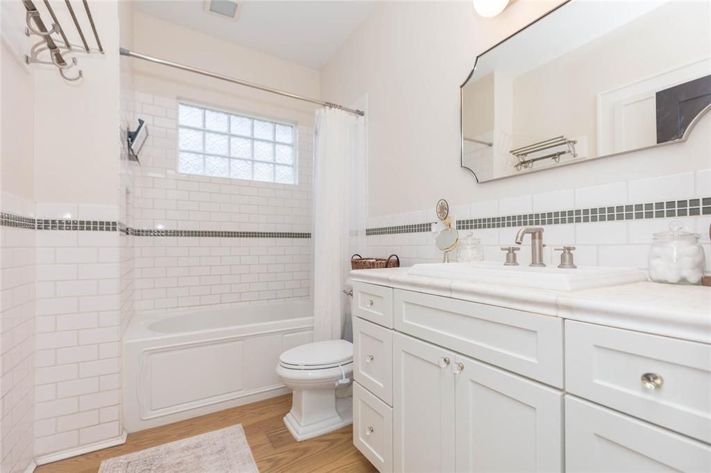 For Sale: $885,000 (3 beds, 2 baths, 1803 Square Feet)
