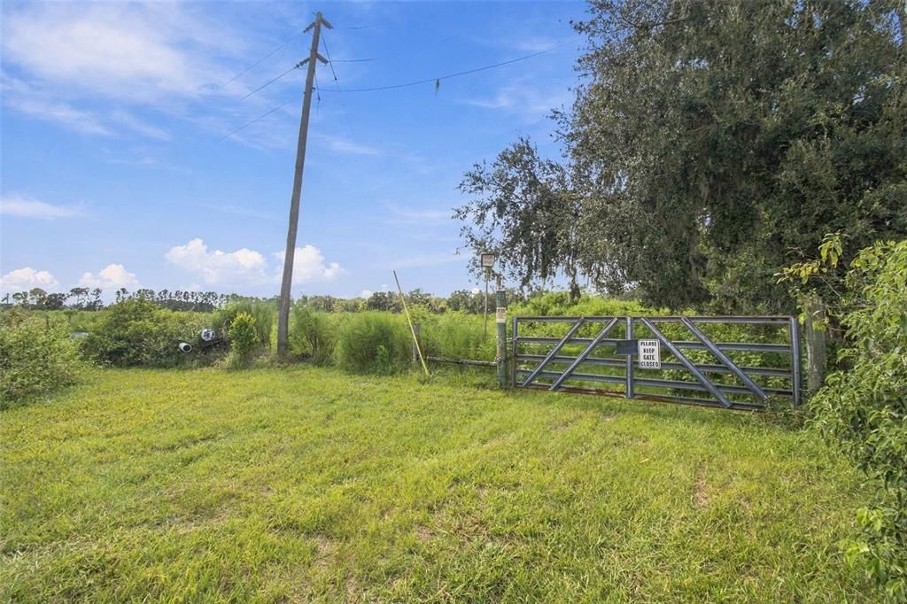 For Sale: $1,650,000 (10.00 acres)