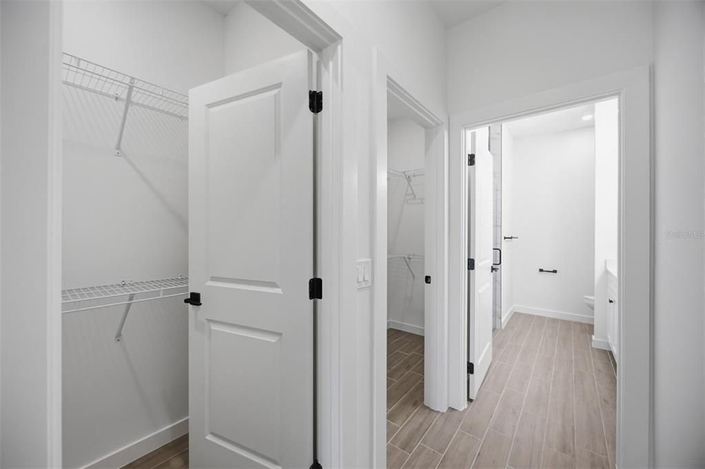 На продажу: $299,900 (3 спален, 2 ванн, 1548 Квадратных фут)