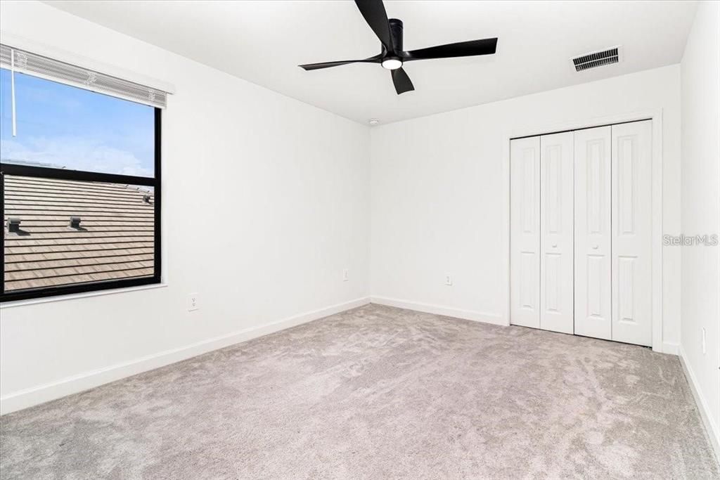 For Rent: $4,900 (6 beds, 4 baths, 2918 Square Feet)