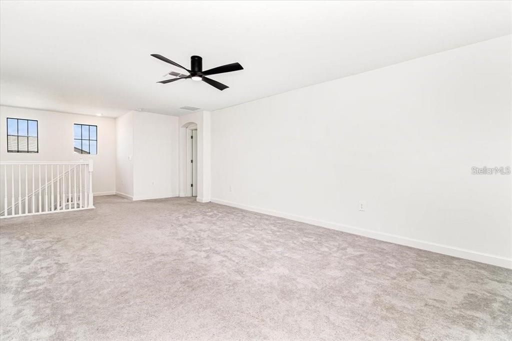 For Rent: $4,900 (6 beds, 4 baths, 2918 Square Feet)