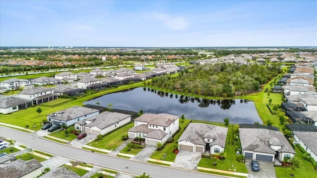 For Rent: $4,900 (6 beds, 4 baths, 2918 Square Feet)