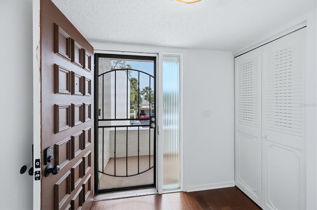 En Venta: $246,000 (2 camas, 2 baños, 1191 Pies cuadrados)