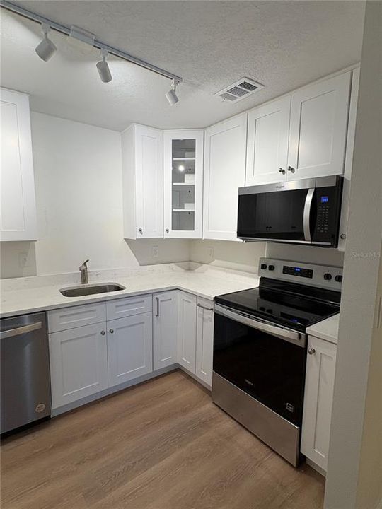 В аренду: $1,695 (2 спален, 2 ванн, 1198 Квадратных фут)