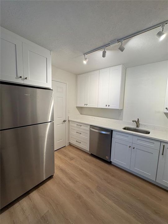 В аренду: $1,695 (2 спален, 2 ванн, 1198 Квадратных фут)