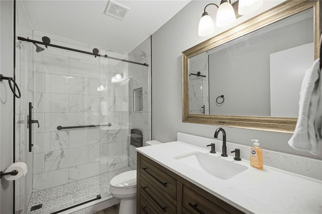 For Rent: $1,650 (2 beds, 2 baths, 1369 Square Feet)