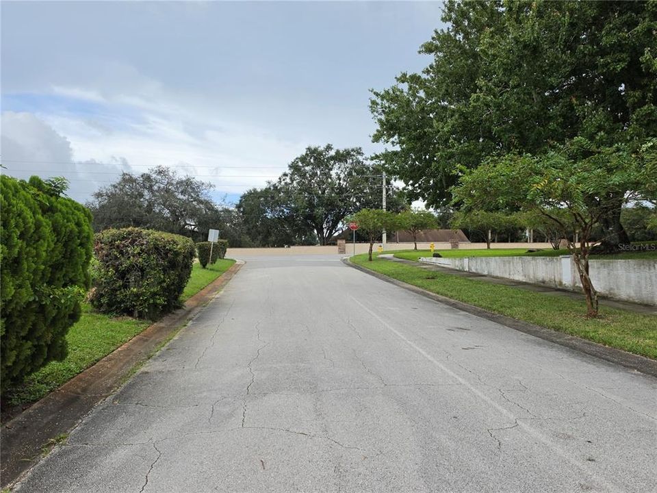 For Sale: $306,000 (3 beds, 2 baths, 1428 Square Feet)
