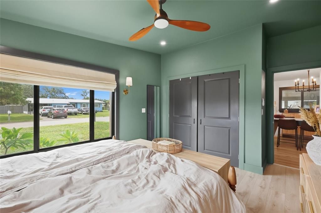 For Sale: $449,950 (3 beds, 2 baths, 1148 Square Feet)