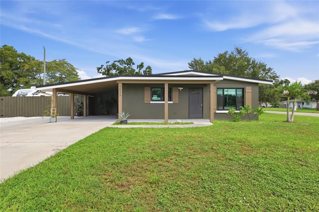 For Sale: $449,950 (3 beds, 2 baths, 1148 Square Feet)