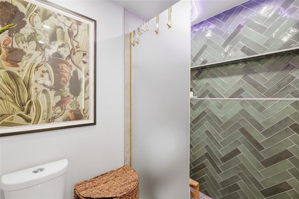 For Sale: $449,950 (3 beds, 2 baths, 1148 Square Feet)