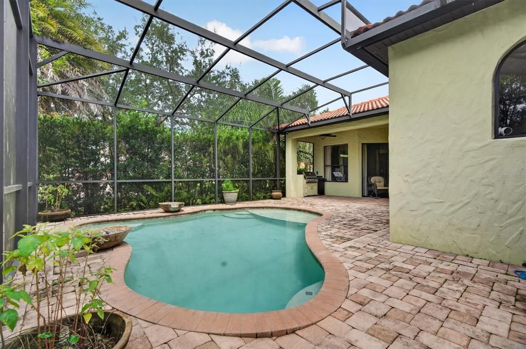 For Sale: $478,000 (4 beds, 2 baths, 2358 Square Feet)