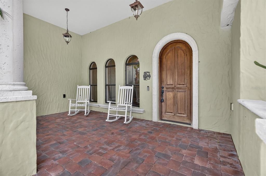 For Sale: $478,000 (4 beds, 2 baths, 2358 Square Feet)
