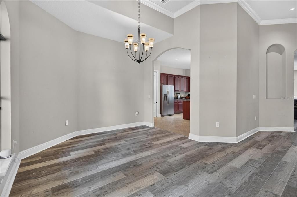 For Sale: $478,000 (4 beds, 2 baths, 2358 Square Feet)