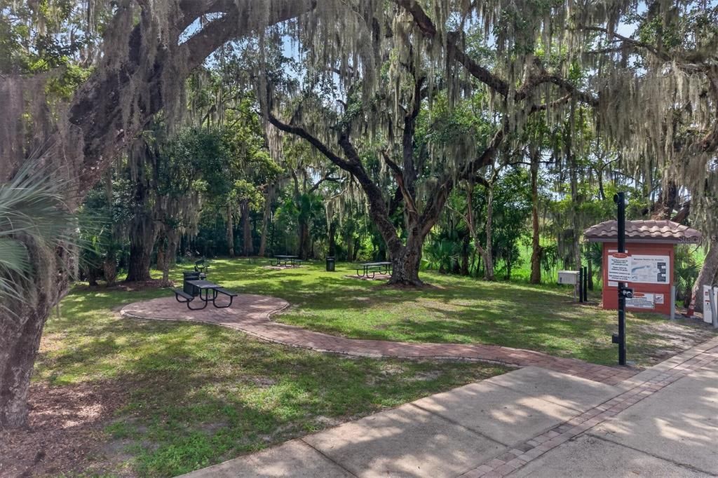 For Sale: $478,000 (4 beds, 2 baths, 2358 Square Feet)