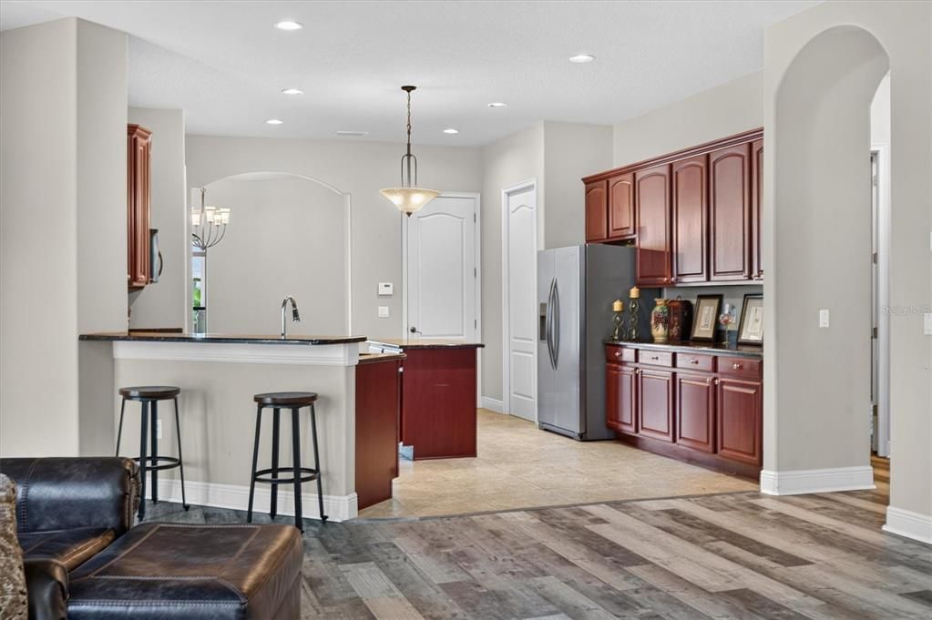 For Sale: $478,000 (4 beds, 2 baths, 2358 Square Feet)