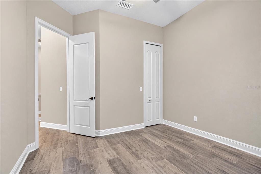 For Sale: $478,000 (4 beds, 2 baths, 2358 Square Feet)