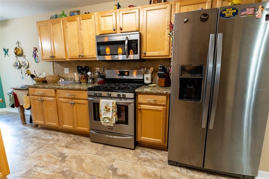 En Venta: $271,000 (2 camas, 2 baños, 1800 Pies cuadrados)