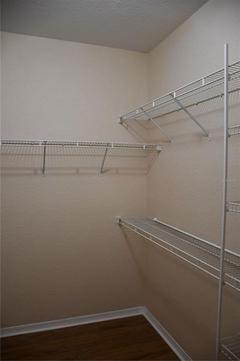 В аренду: $2,100 (4 спален, 2 ванн, 1313 Квадратных фут)