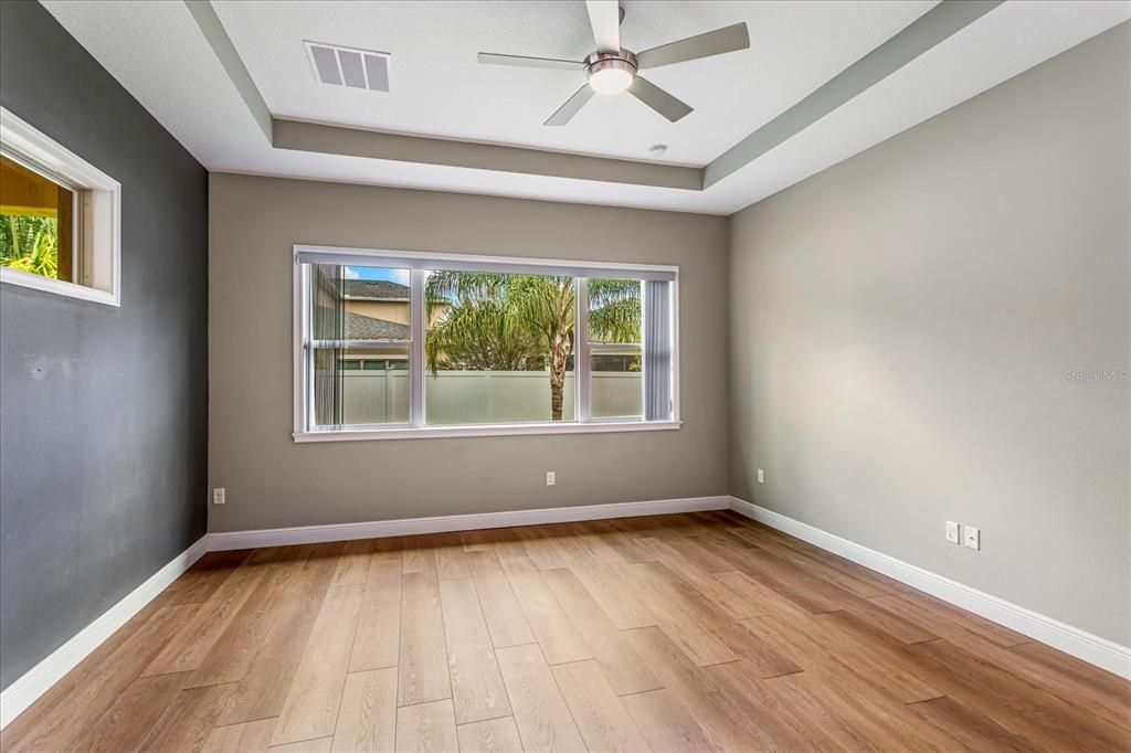For Sale: $560,000 (4 beds, 2 baths, 2077 Square Feet)