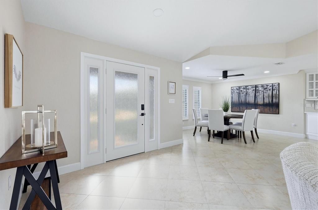Activo con contrato: $869,000 (3 camas, 2 baños, 2156 Pies cuadrados)