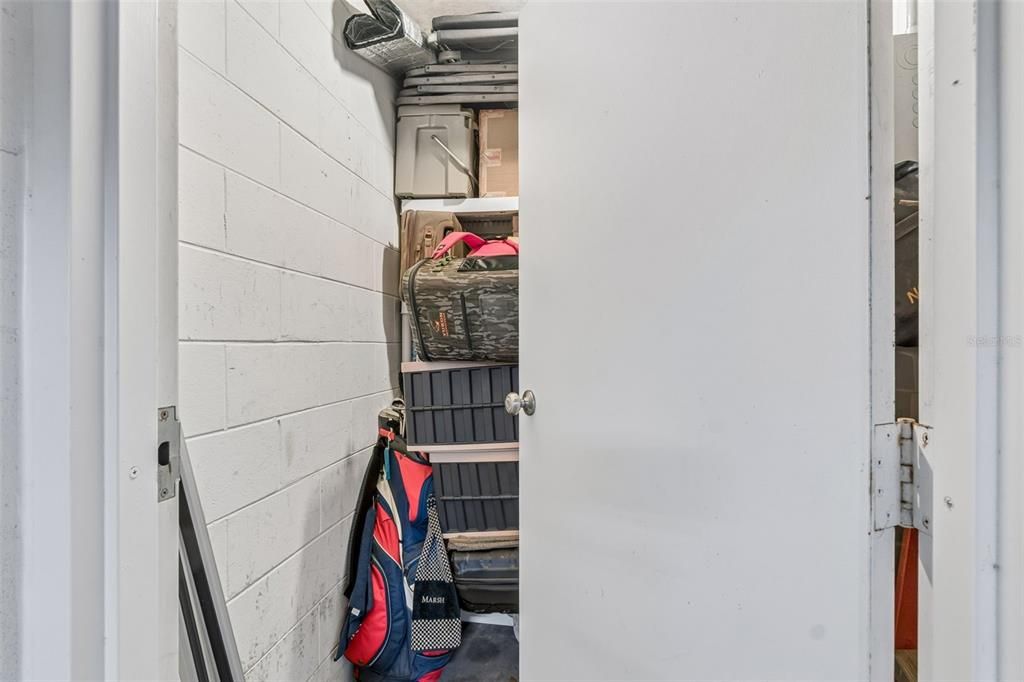 For Rent: $3,200 (2 beds, 2 baths, 1296 Square Feet)