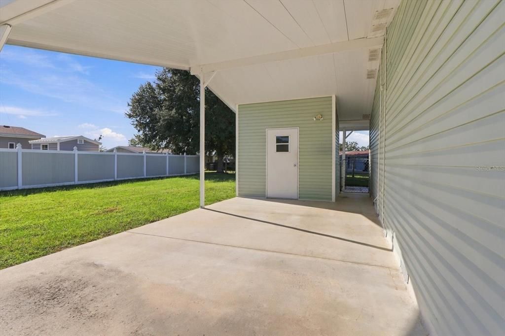 For Sale: $165,000 (3 beds, 2 baths, 1296 Square Feet)