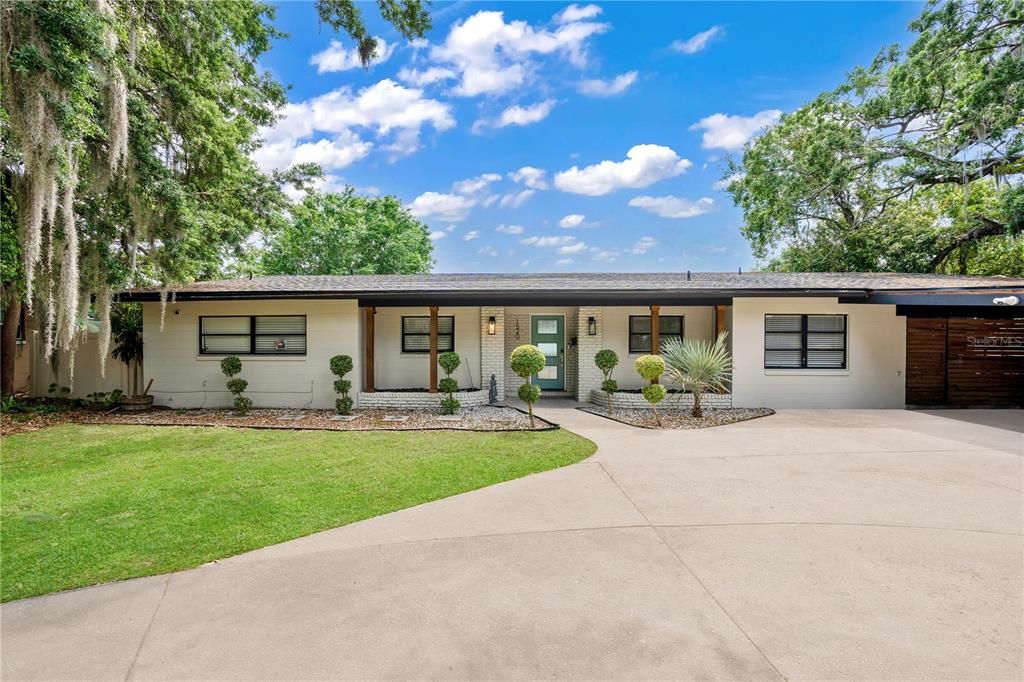 En Venta: $799,999 (4 camas, 3 baños, 2310 Pies cuadrados)