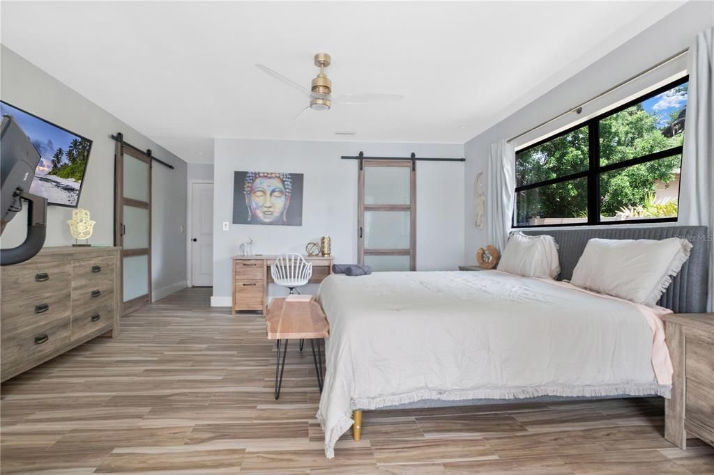 En Venta: $799,999 (4 camas, 3 baños, 2310 Pies cuadrados)