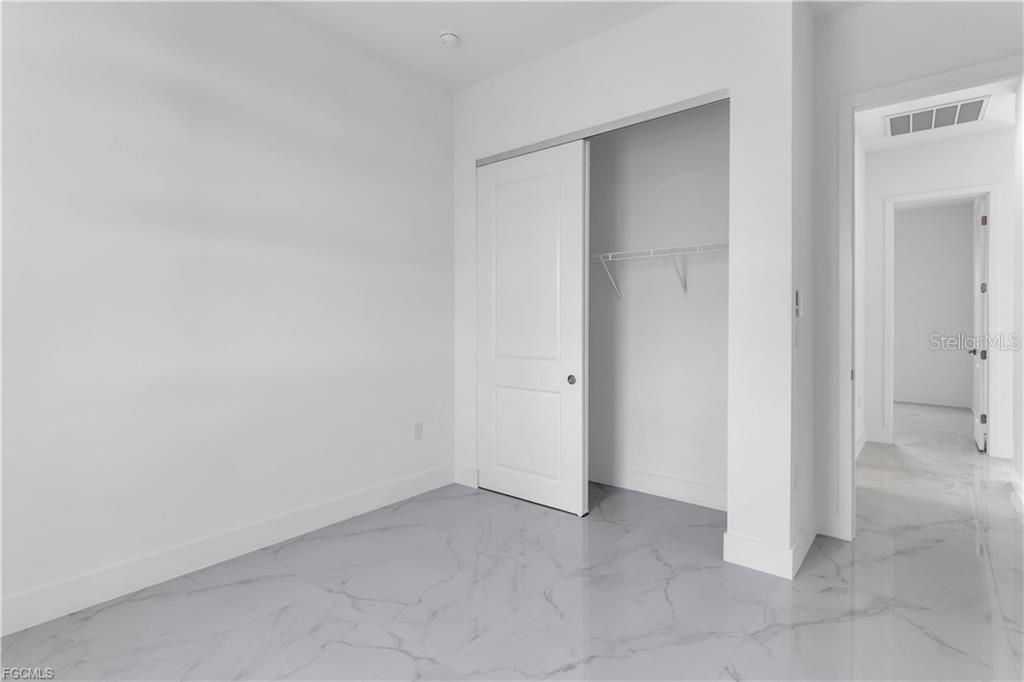 For Rent: $2,200 (3 beds, 2 baths, 1478 Square Feet)