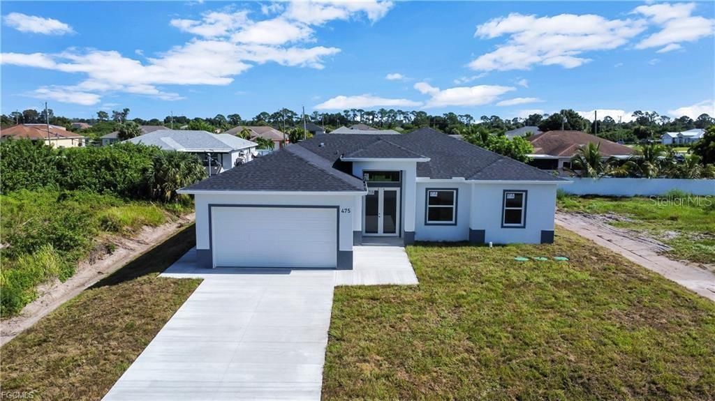 For Rent: $2,200 (3 beds, 2 baths, 1478 Square Feet)