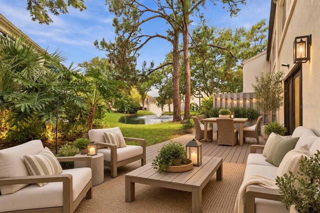 For Sale: $324,900 (2 beds, 2 baths, 1200 Square Feet)