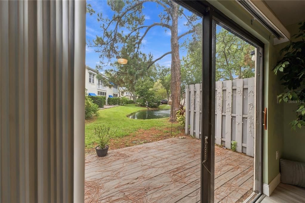 For Sale: $324,900 (2 beds, 2 baths, 1200 Square Feet)
